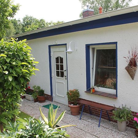 Attractive Bungalow In Damshagen Near The Sea Екстериор снимка