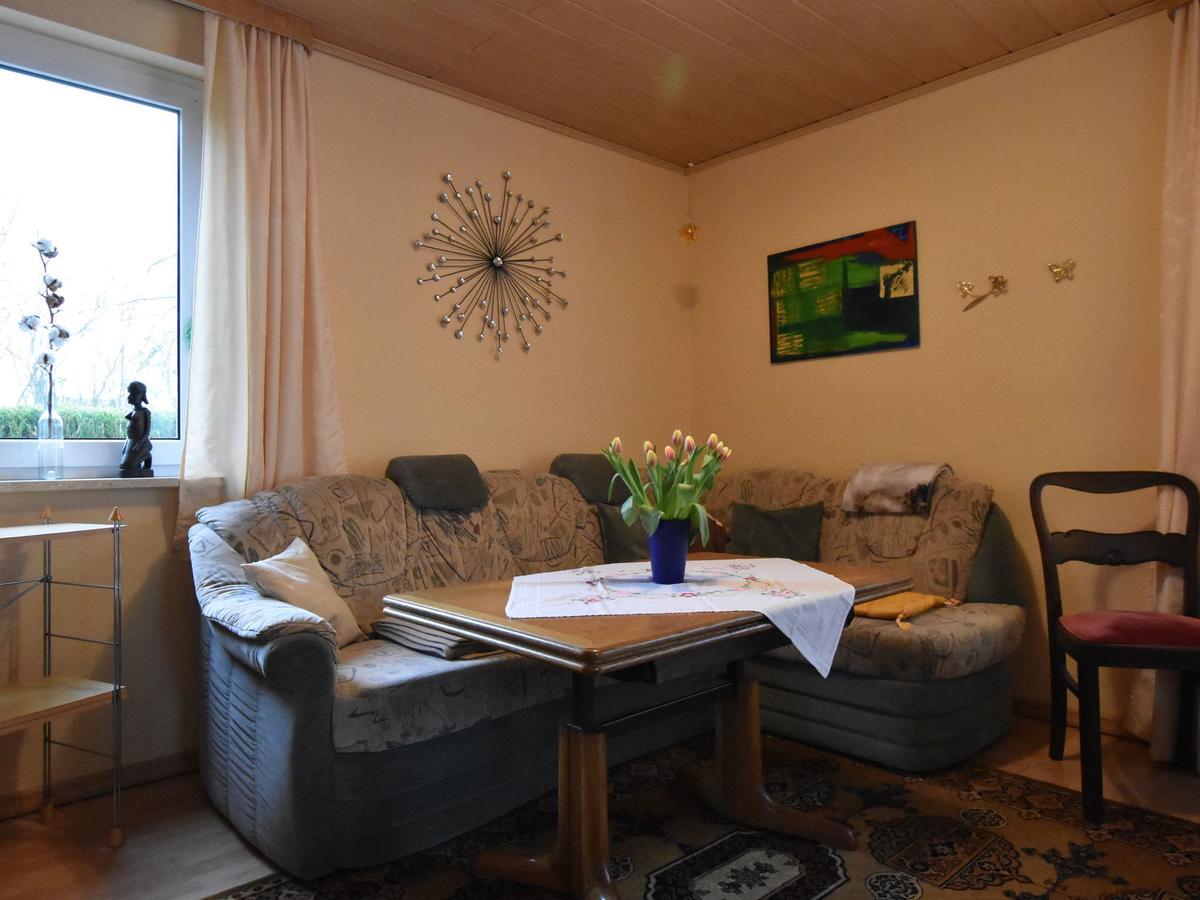 Attractive Bungalow In Damshagen Near The Sea Екстериор снимка